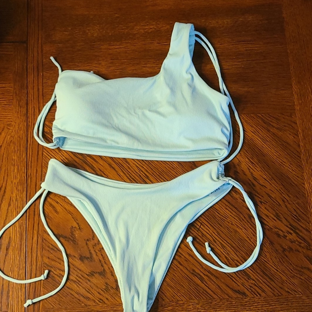 Red Bathing Suit Size Medium - Picture 4 of 7